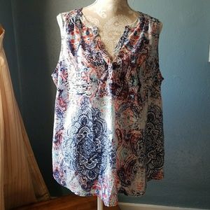 Light weight sleeveless top